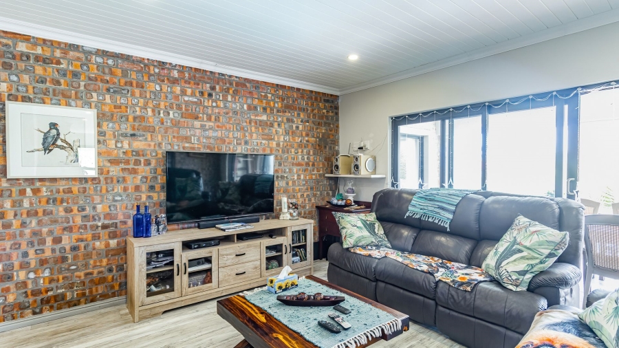 3 Bedroom Property for Sale in Yzerfontein Western Cape